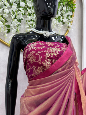 maroon and white color combination saree for women